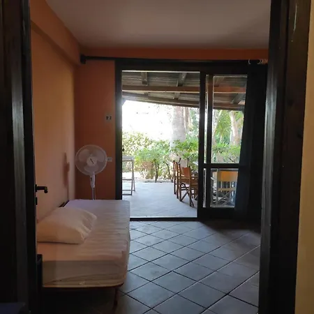 Sant'irene Case Vacanza Tropea * San Costantino
